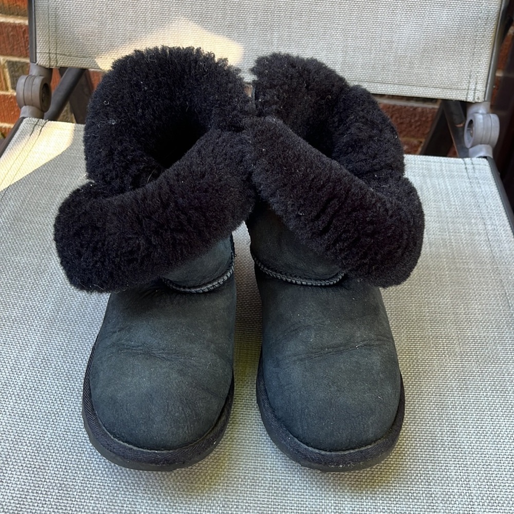 UGG Bailey Button Short Boots in Black